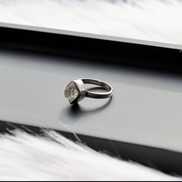 Quartz Sterling Silver Ring - Picture 2 of 2